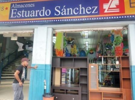 Estuardo Sánchez: Más de medio siglo emprendiendo