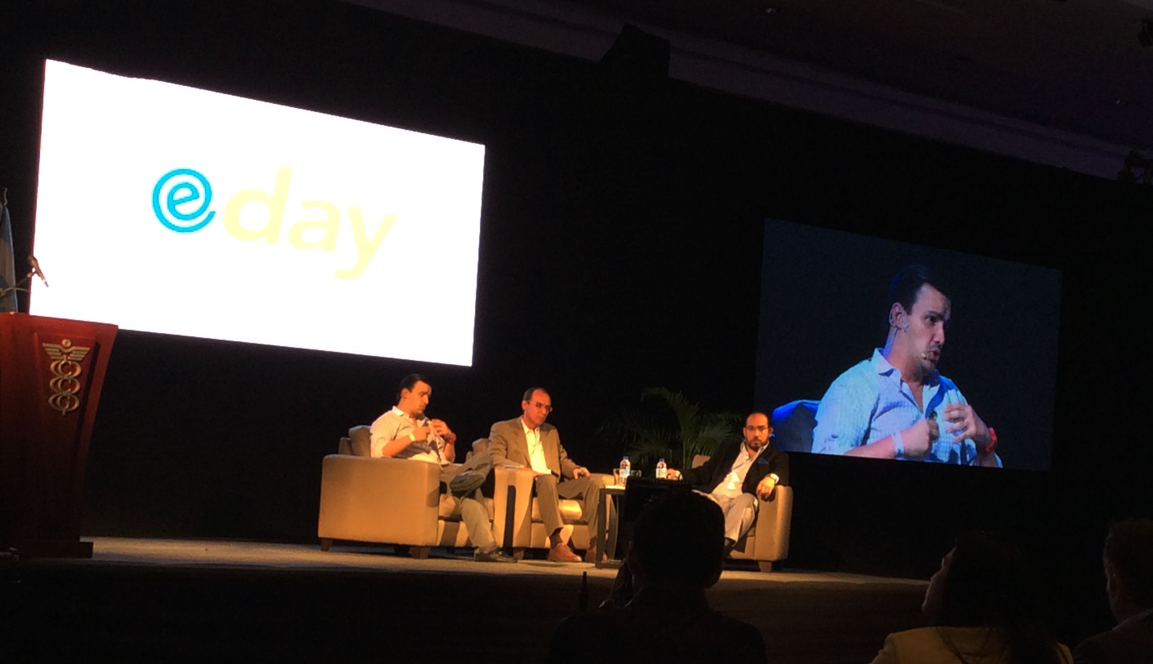 Plataformas de pago en Internet se expusieron en el e-Commerce Day de la CCG