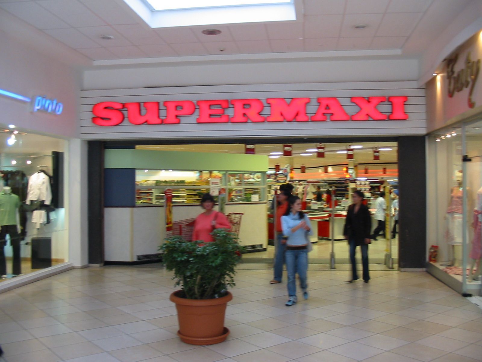 Top 5 de las empresas más grandes del Ecuador se mantiene por dos años consecutivos