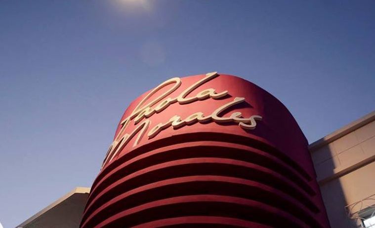 Dar un servicio distintivo es la clave de Escuela de Maquillaje Paola Morales