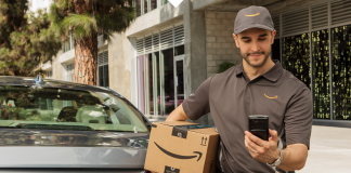 ¿Por qué los empleados de Amazon cuelgan sus celulares en los árboles? Amazon