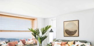 Emprende mediante la venta y reparación de salas