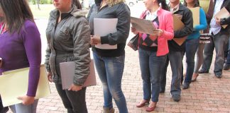 Mujeres, la población más afectada por el desempleo