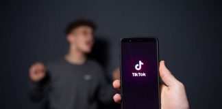 Ahora TikTok escribirá los titulares de tus vídeos
