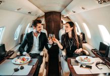 Esta nueva app te ayudará a citarte con un millonario