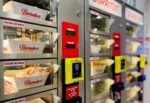 Alimentos calientes por medio de máquinas expendedoras, ¿efectivo ? Alimentos calientes