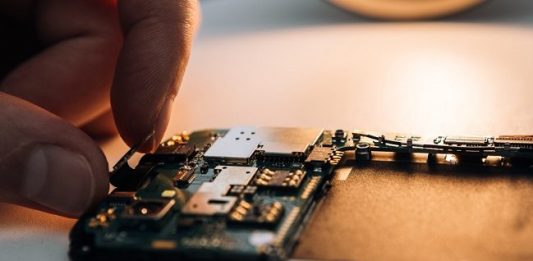 Los chips escasean y ponen en apuros a Samsung samsung