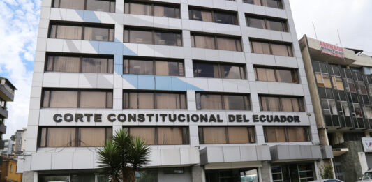 Crisis de confianza: la Corte Constitucional frente al escepticismo público crisis_de_confianza