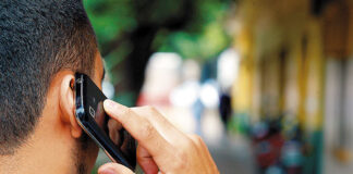 Operadores móviles pagan 11 mil millones de pesos a usuarios: Superindustria