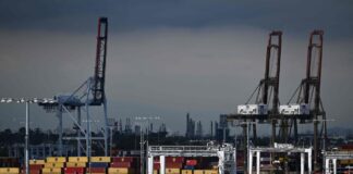 Donald Trump prometió en su primer día en el cargo imponer aranceles a productos de México, China y Canadá Internacional | Noticias