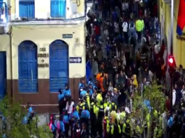 Concierto gratuito en la Plaza San Francisco de Quito interrumpido por disturbios | Ecuador | Noticias