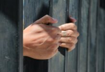 Oficial de policía condenado por exigir 2.000 dólares a cambio de una plaza para ingresar a la escuela de formación | Seguridad | Noticias