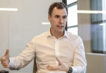 MercadoLibre inicia conversaciones para solicitar licencia bancaria para México •