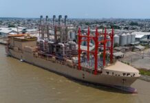 La llegada de la tercera barcaza dependería de una reducción de los cortes de energía en la industria | Economía | Noticias