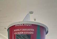 Starbucks lanzó una campaña para recolectar juguetes y ropa nuevos o en buen estado en vasos gigantes | Economía | Noticias