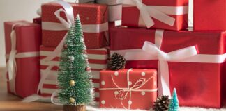 Los españoles gastan una media de 213 euros online en Navidad