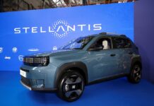Stellantis cierra la venta de Comau, su filial de automatización y robótica industrial | Buscar