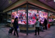 Las casas de análisis aumentan en una décima la previsión de crecimiento para 2025, hasta el 2,4% | Negocio