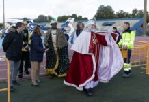 De profesión (por un día), Rey Hechicero | Negocio