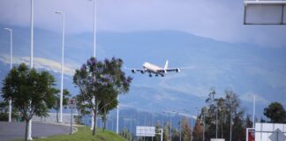 Petroecuador asegura que envíos de combustible para sector aéreo son continuos | Economía | Noticias