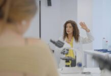 El dueño del Ceac aprovecha el boom de la educación privada | Negocio