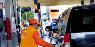 La gasolina adicional necesitaría nuevamente un subsidio estatal para el próximo ajuste de precios debido al aumento en el precio internacional del petróleo | Noticias