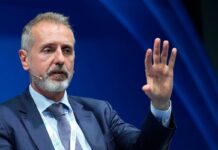 Indra afronta un cambio presidencial en un momento crucial de su transformación | Negocio