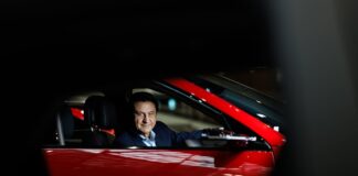 Estos son los directivos españoles que pilotan el mundo | Negocios