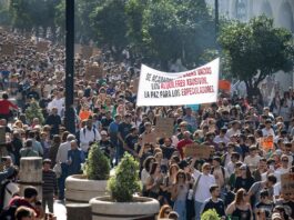 España ante su desafío económico: estos son los 10 riesgos que enfrenta el país en 2025 | Economía