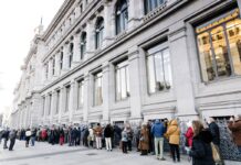 La riqueza financiera de las familias alcanza un récord histórico debido a la inflación | Negocio