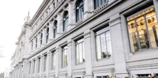 La riqueza financiera de las familias alcanza un récord histórico debido a la inflación | Negocio