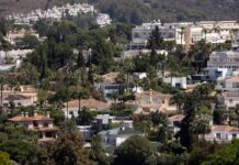 Una década de ‘golden visa’ en España: de compradores saudíes en Málaga a chinos en Madrid | Economía