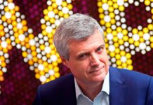 El CEO de WPP, Mark Read, responde a las críticas al teletrabajo