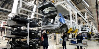 ¿Qué les sucede a los vehículos importados de México? | Economía | Noticias