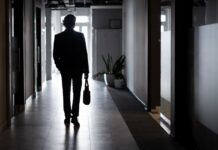 Renuncia: te quedas allí, dejo la empresa: por qué más y más personas dejan su trabajo Negocio