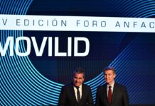 Sin ayuda y sin órdenes: el automóvil está en llamas y Bruselas está configurada por el automóvil eléctrico | Negocio