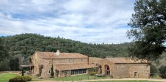 Las tres casas de la semana: Masía del siglo XVII rehabilitó sus orígenes por 7,5 millones | Negocio