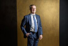 Sabadell sugiere que el Bidel competitivo vende parte del negocio común cuando el abuelo triunfa | Buscar