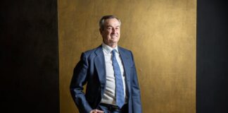 Sabadell sugiere que el Bidel competitivo vende parte del negocio común cuando el abuelo triunfa | Buscar