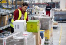 Empleo en el sector de servicios españoles recuperado en enero después del índice PMI | Negocio