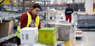 Empleo en el sector de servicios españoles recuperado en enero después del índice PMI | Negocio