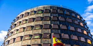 Un bufete de abogados utiliza la constitución para las costas «ridículas» con las que los bancos son condenados por contratos mal utilizados | Mis derechos | Negocio