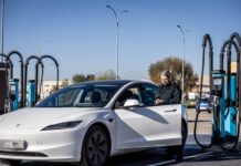 Bruselas ofrece la industria automotriz y ofrece a los fabricantes más tiempo para cumplir con el límite de emisión | Negocio