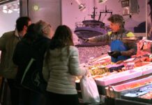 La inflación en la zona euro es en febrero después de cuatro meses en febrero con décimo moderado Negocio