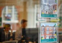 Sexueller Missbrauch, Trunkenheit und Rassismus im Immobilienherz von London | Geschäft