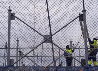 Las muertes en la construcción se disparan un 22%, pese a la mejora de la siniestralidad en 2025 | Economía