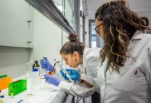 España se convierte en un país europeo con más mujeres con patentes gracias a su compromiso con las biosciencias | Negocio