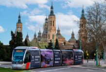 Publicidad en los tranvías de Zaragoza