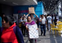 ¿Qué se refiere a la caída del país sobre los ecuatorianos? | Economía | Noticias