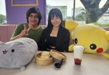 Para vender en bicicleta para tener un lugar: de esta manera, dos jóvenes ofrecen productos asiáticos de una cafetería en guayaquil